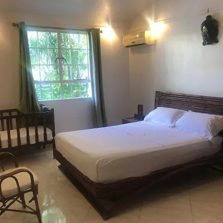 Le Morne Surf Kitesurf Trips - Amoah Villa